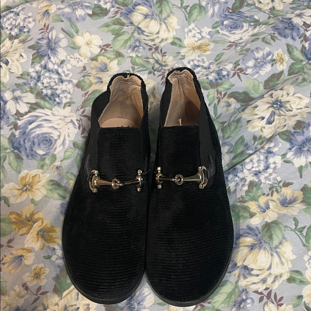 BRUNELIS by Joy and Peace toddler Velvet boot size 25